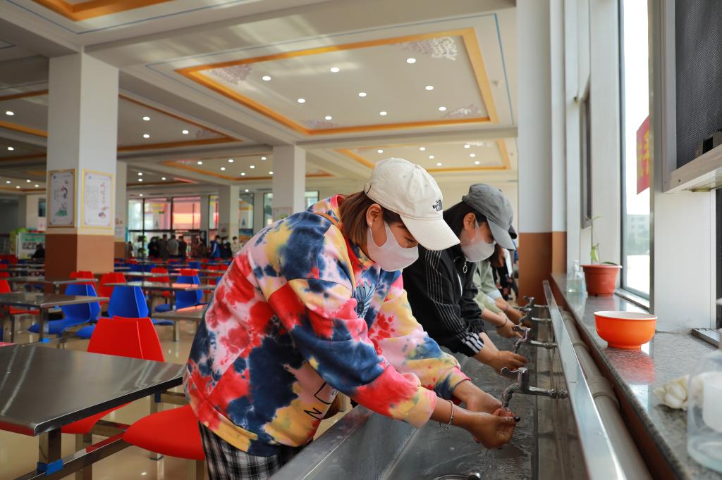 胜天堂际-胜天平台「成绩优美生涯」