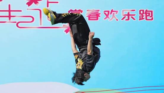 游戏机内里的人物形貌已自动天生