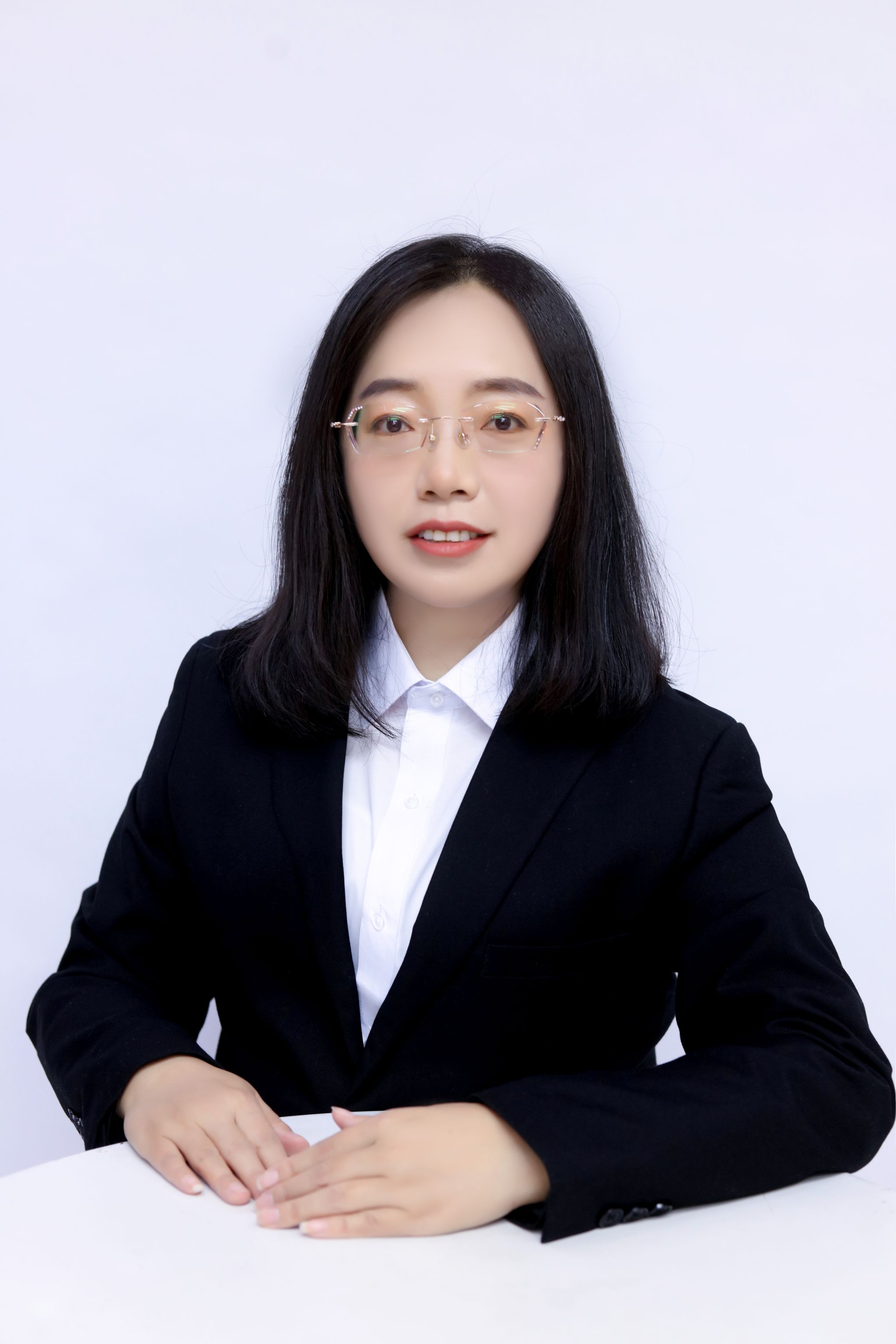 欧艳鹏小我私家简介