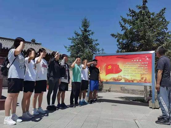 说明: D:\团总支事情\“三下乡”社会实践\2021年\5ca6d4ffea8fe95a2237978eb541acb.jpg