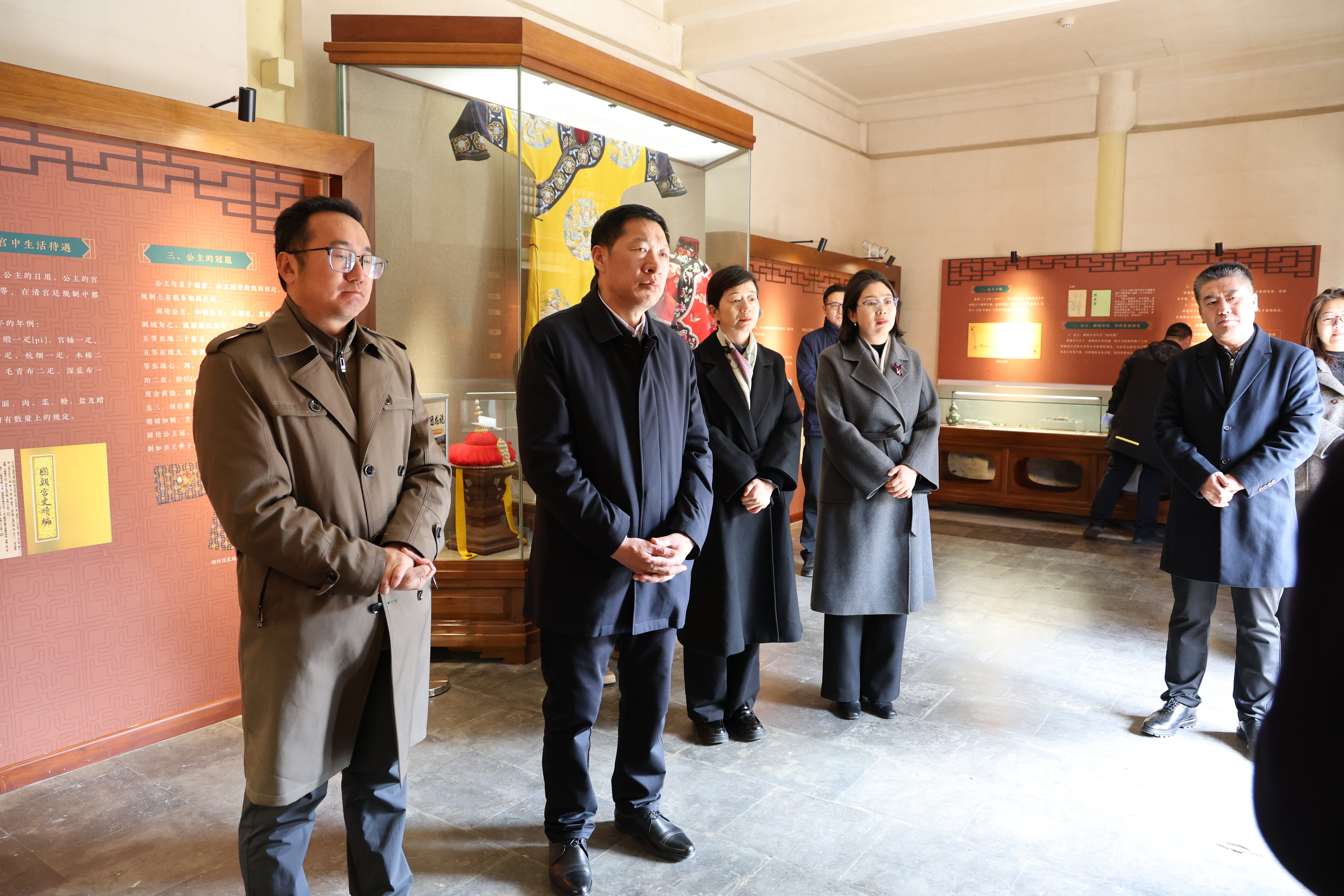 校向导带队赴公主府博物馆考察调研