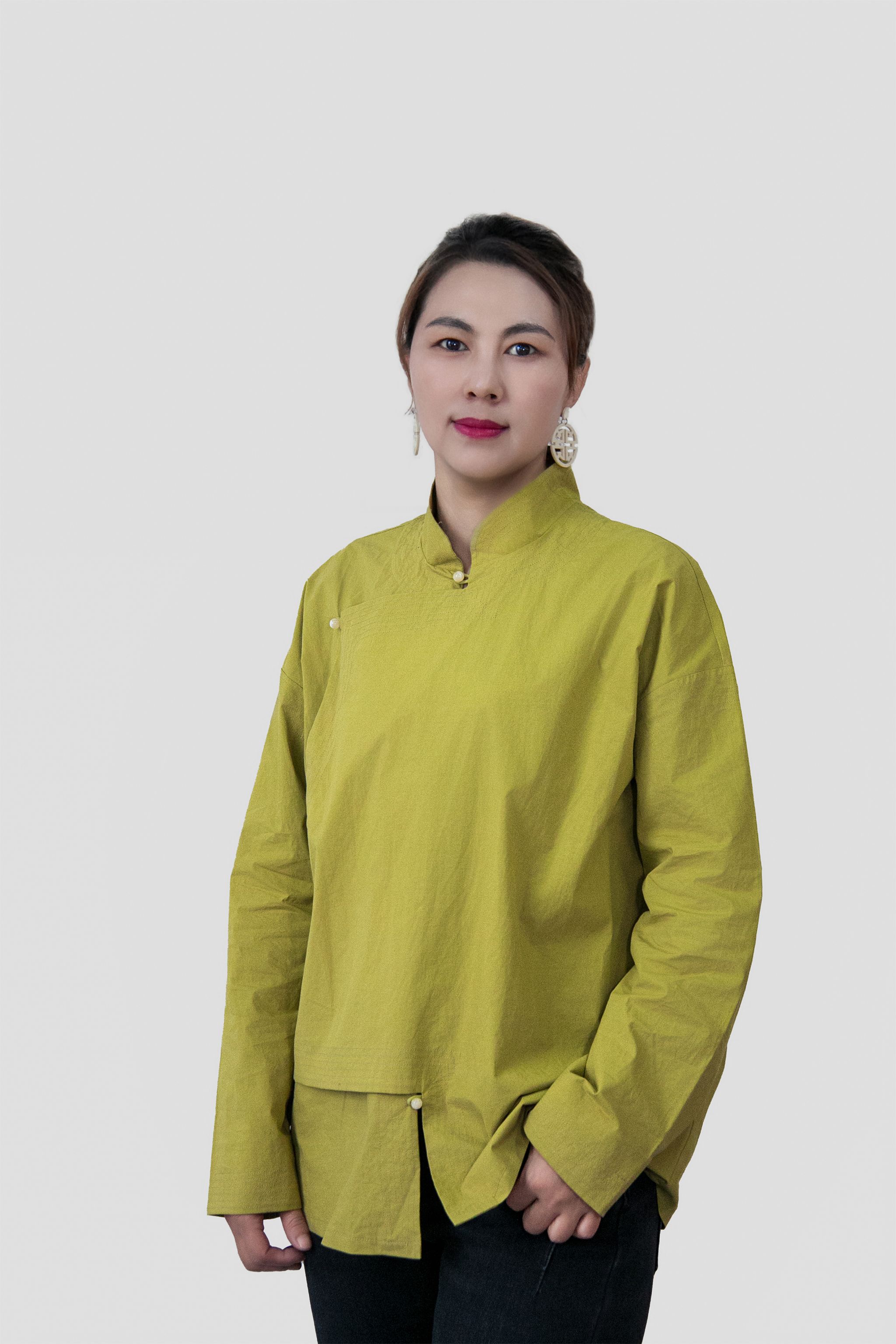 迎梅小我私家简介